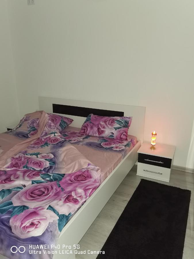 Apartmens Una 보산스카 크루파 외부 사진